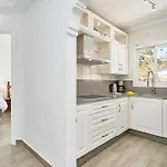 Wonderful Penthouse Апартаменти *
