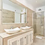 Апартаменти Wonderful Penthouse